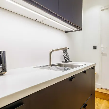 شقة Cosy - 1br 4p - Near Champs-elysees باريس